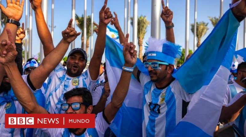 “Son fanáticos fraudulentos”: los hinchas a los que Qatar ofrece viajes y alojamiento gratis por no criticar el Mundial - BBC News Mundo