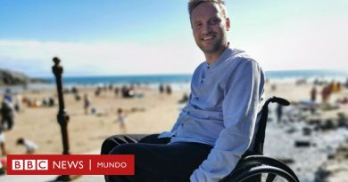 “Desde mi accidente le digo que sí a todo en la vida”: la inspiradora historia del joven presentador de TV que superó el trauma de su grave lesión medular - BBC News Mundo