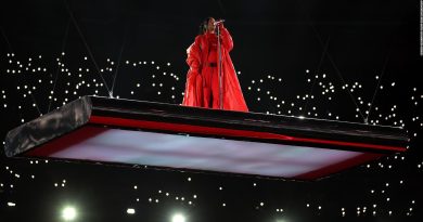 Tecnología y escenarios flotantes: el espectacular show de Rihanna para el Super Bowl