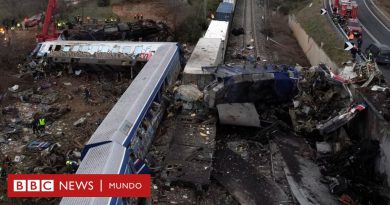 Al menos 57 muertos en un choque de trenes en el norte de Grecia - BBC News Mundo