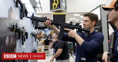 Cómo el rifle de tipo militar AR-15 se convirtió en "el arma nacional de EE.UU." y el usado en los tiroteos masivos más graves - BBC News Mundo