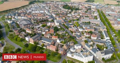 Cómo es Poundbury, la ciudad experimental y "utópica" que ideó Carlos III en Inglaterra (y qué dice de la personalidad del rey) - BBC News Mundo