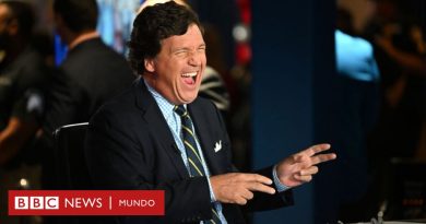 Cómo Tucker Carlson se convirtió con su estilo populista en la estrella de los conservadores en EE.UU. - BBC News Mundo