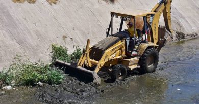 Limpian drenes de Corregidora para evitar inundaciones