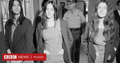 El sangriento crimen cometido por Leslie van Houten, la discípula de Charles Manson a la que le han otorgado la libertad condicional - BBC News Mundo