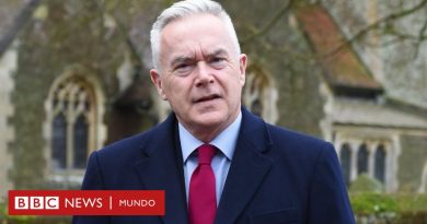 Huw Edwards: quién es el presentador de la BBC en el centro de un escándalo por el presunto pago de unas fotos explícitas - BBC News Mundo