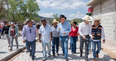 Vega Carriles supervisa obras de urbanización