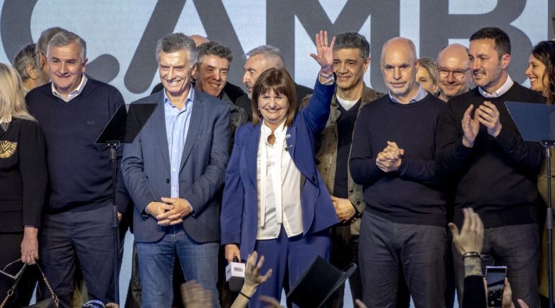 Patricia Bullrich se muestra como ganadora de las primarias en Argentina