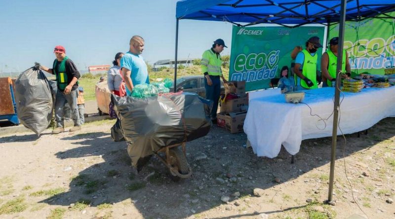 Queretanos canjean residuos por despensa