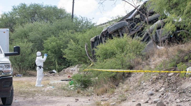 Todo el apoyo a familiares de heridos y fallecidos en accidente de tren