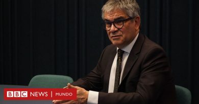 Chile | "Estamos en un momento clave que va a marcar no solamente el fin del gobierno de Boric, sino la próxima década en Chile": Mario Marcel, ministro de Hacienda de Chile - BBC News Mundo