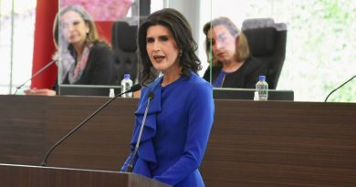 Mariela Ponce presenta informe de actividades a la Legislatura