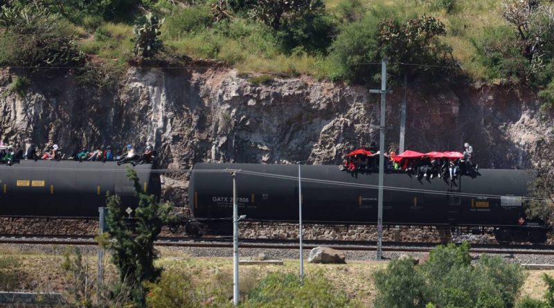 Nueva oleada de migrantes en tren