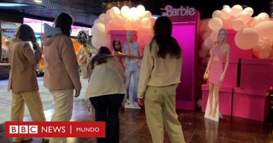 Barbie: el furor en Rusia por ver las versiones piratas de la película pese a las sanciones y la prohibición de Moscú - BBC News Mundo