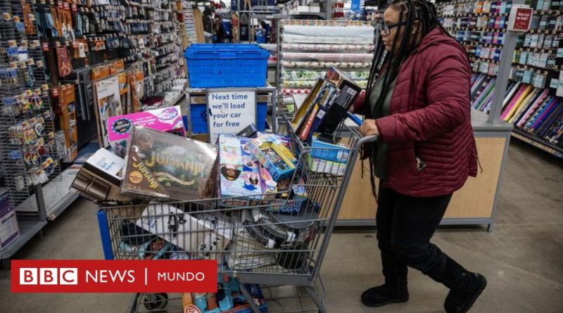 A qué se debe el "desenfrenado" nivel de consumo actual en EE.UU. y por qué desconcierta a los economistas - BBC News Mundo