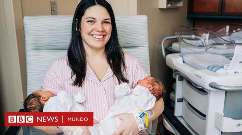 El extraordinario caso de la mujer con doble útero que dio a luz a dos bebés en dos días  - BBC News Mundo