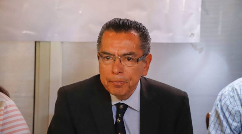 Carece Nicolás Rico de cédula de abogado: es exfuncionario de Morena