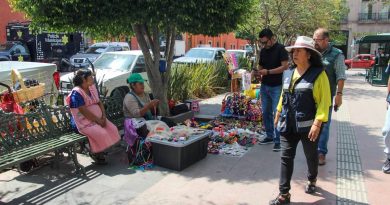 Artesanos se niegan a salir de nuevo del Centro Histórico