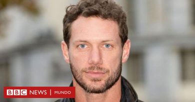 Johnny Wactor: Matan a tiros al actor en Los Ángeles tras intentar robarle una pieza de su auto - BBC News Mundo