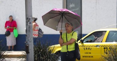 Recupera su nivel presa El Infiernillo