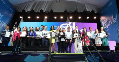 Entregan el Premio Estatal de la Juventud 2024