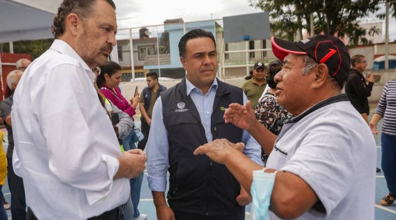 Entregan obras en las calles Literatos y Odontólogos