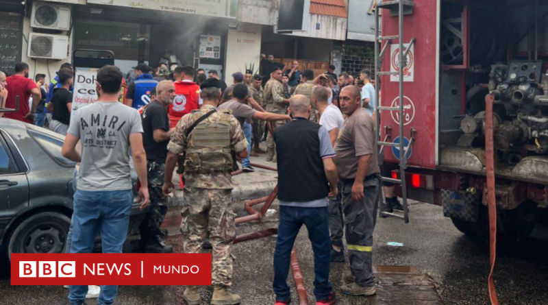 Beepers: una nueva ola de explosiones de walkie-talkies en Líbano deja al menos 20 muertos y cientos de heridos mientras Israel moviliza tropas desde Gaza hacia el norte del país - BBC News Mundo