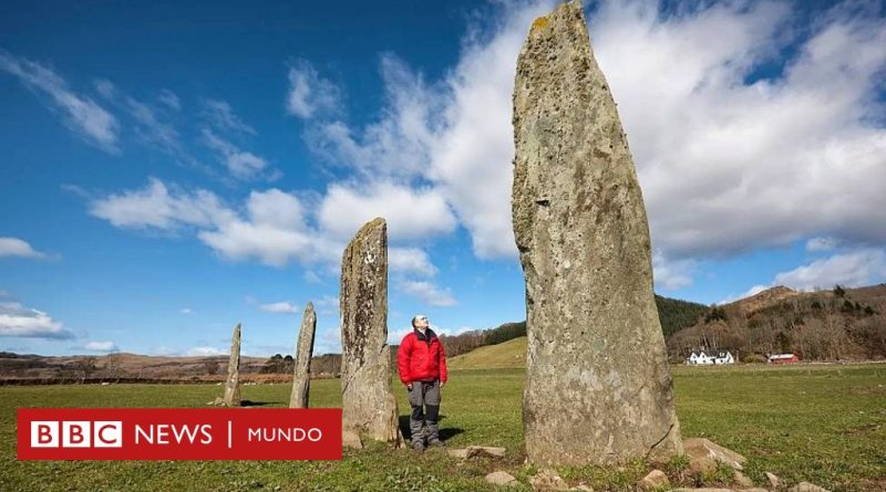 Kilmartin Glen, el monumento prehistórico británico más antiguo que las pirámides egipcias y que Stonehenge - BBC News Mundo