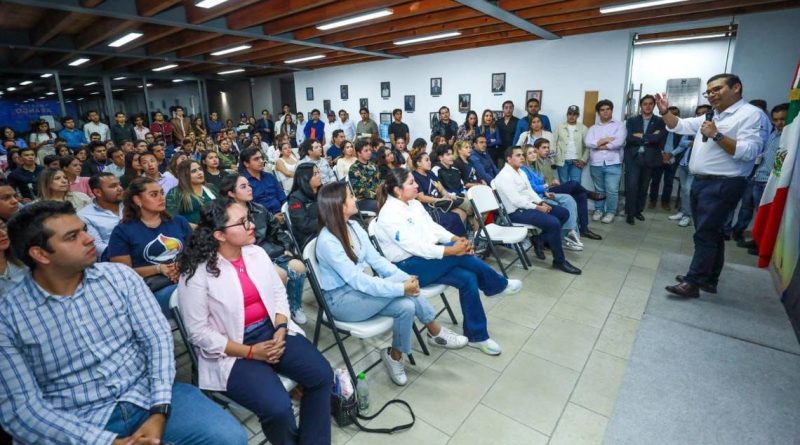 Martín Arango inicia campaña con jóvenes panistas