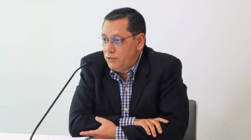 Municipalización de Santa Rosa Jáuregui debe discutirse en comisiones: Gómez de la Rosa