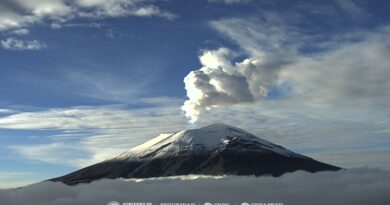 Popocatépetl inicia semana con 30 exhalaciones