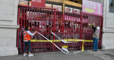 Retiran sellos de Plaza de Toros y Estadio Ciudad de los Deportes